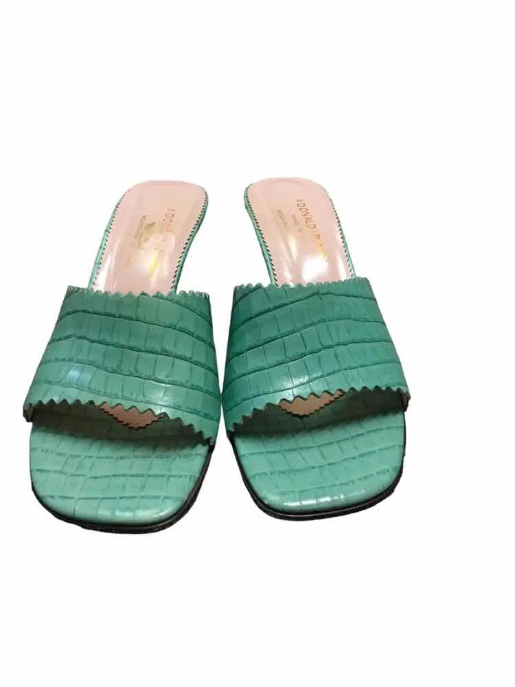 Donald Pliner Green Size 7 Shoes