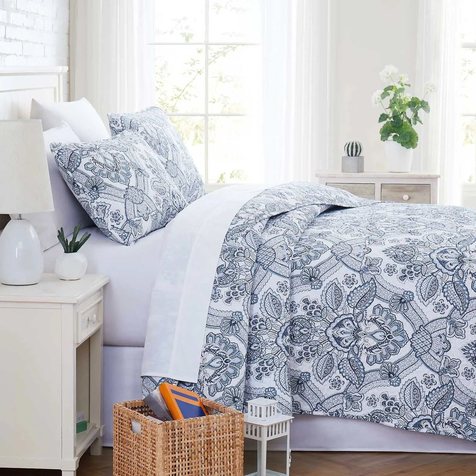 Enchantment Quilt Set