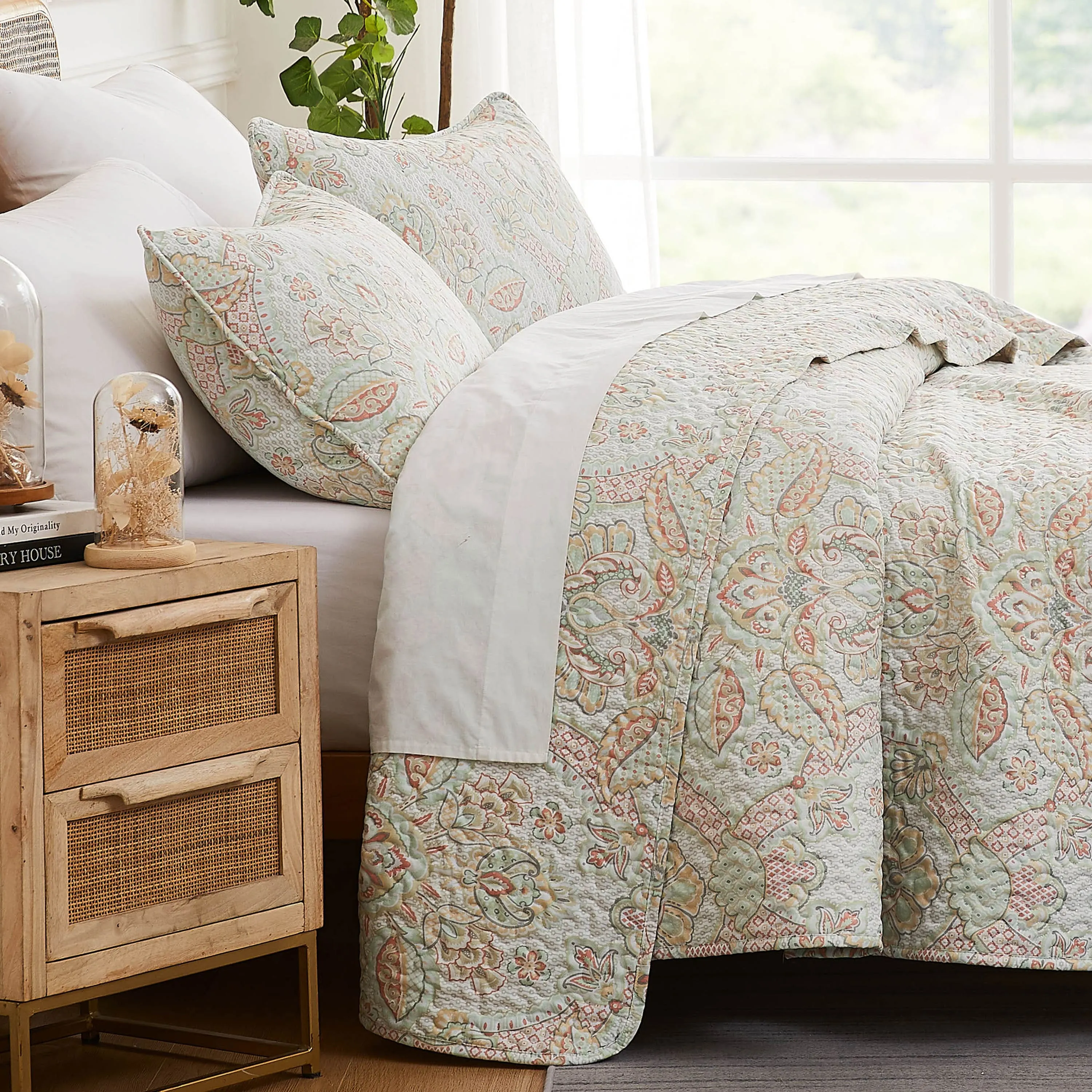 Enchantment Quilt Set