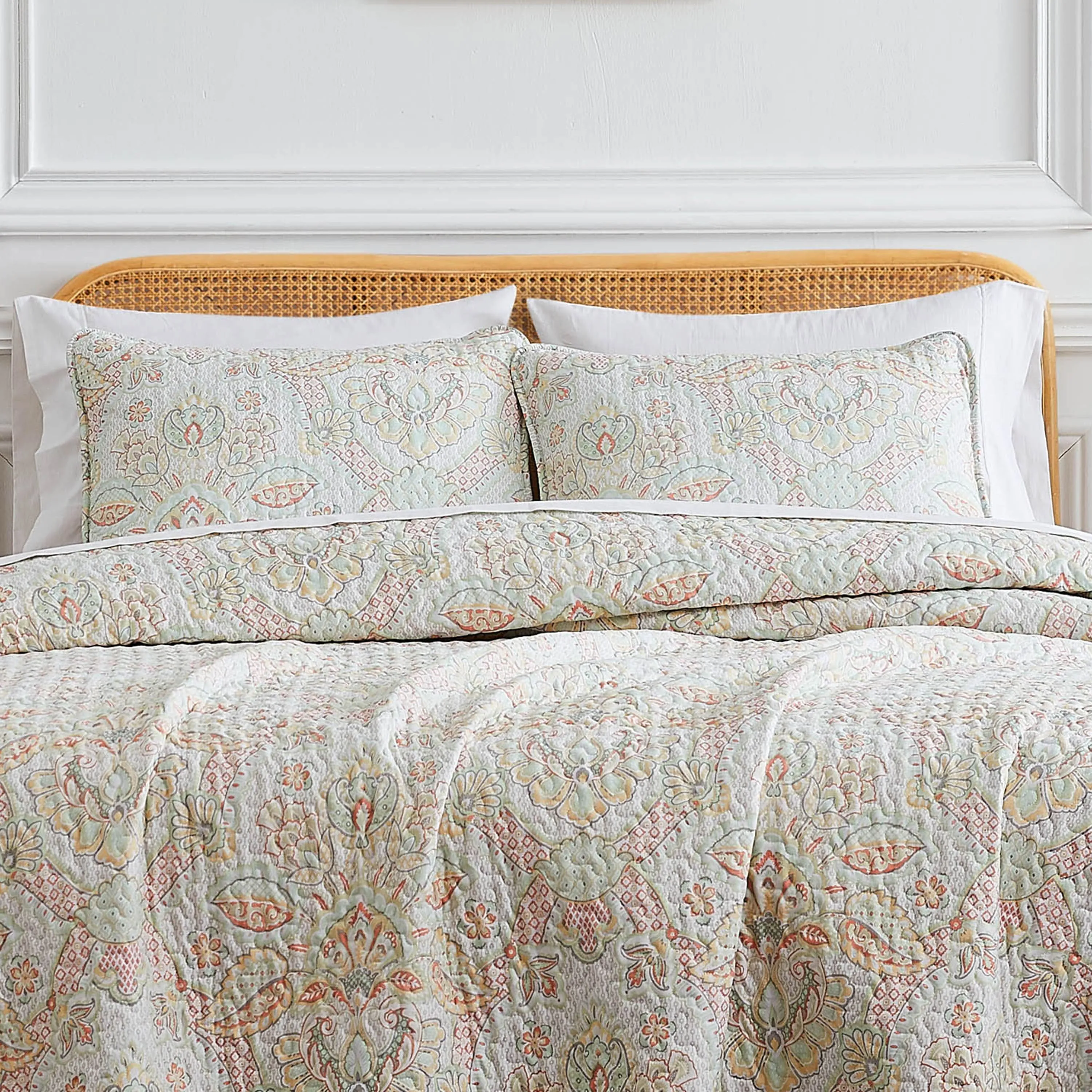 Enchantment Quilt Set