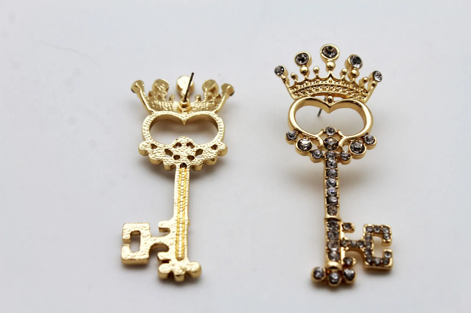 Gold Metal Key Queen Crown King Silver Beads Charm Earrings Set