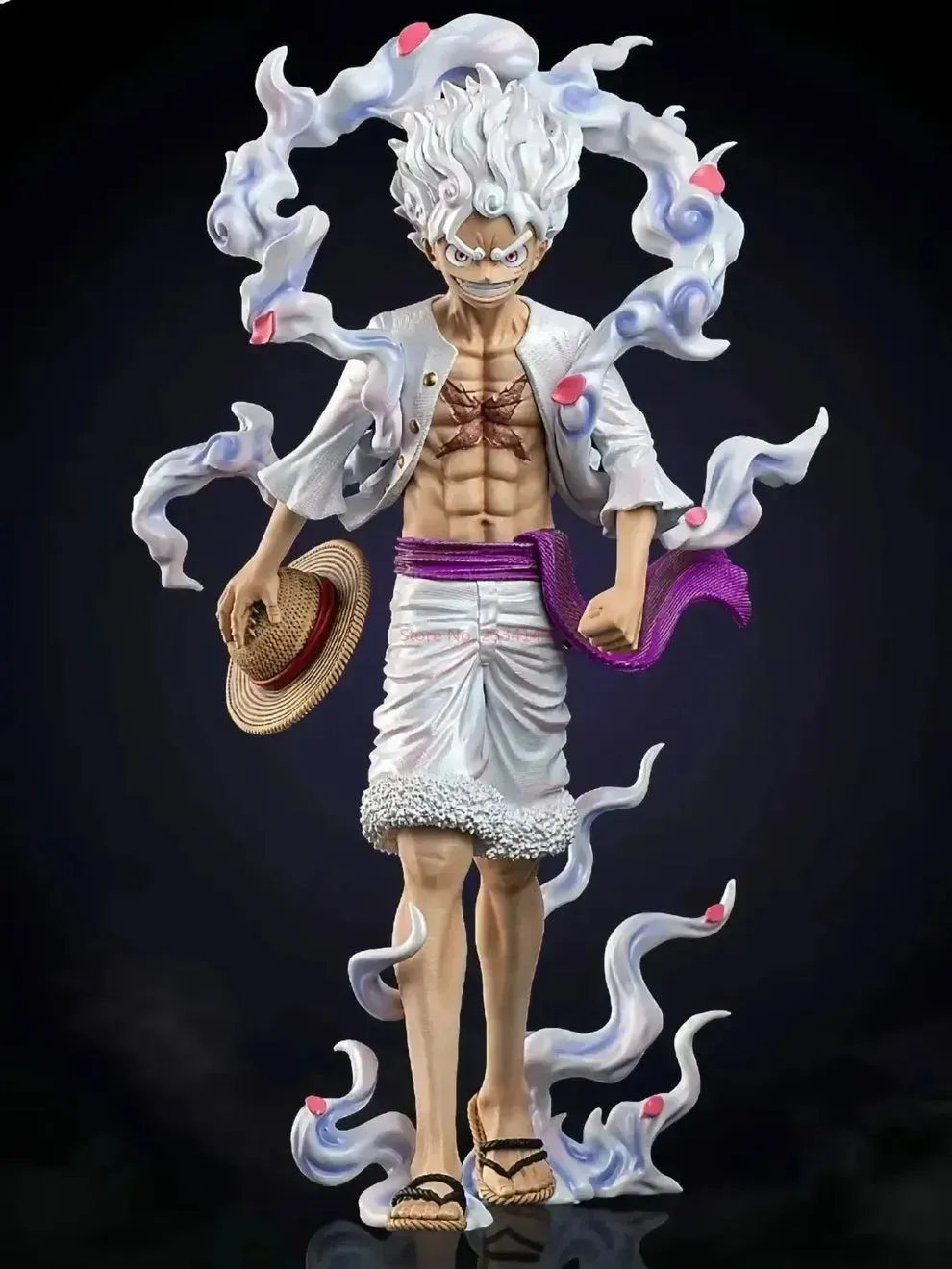 PRE-ORDER Luffy gear 5 walking