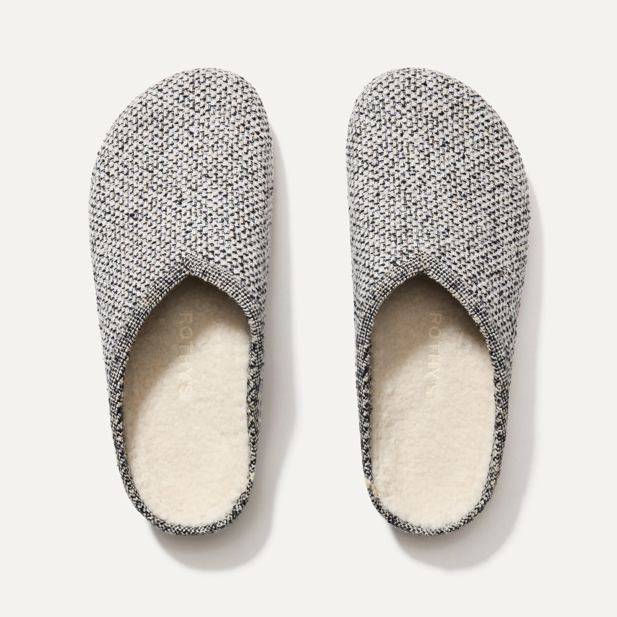 The Cozy Clog - Cookies and Cream Bouclé