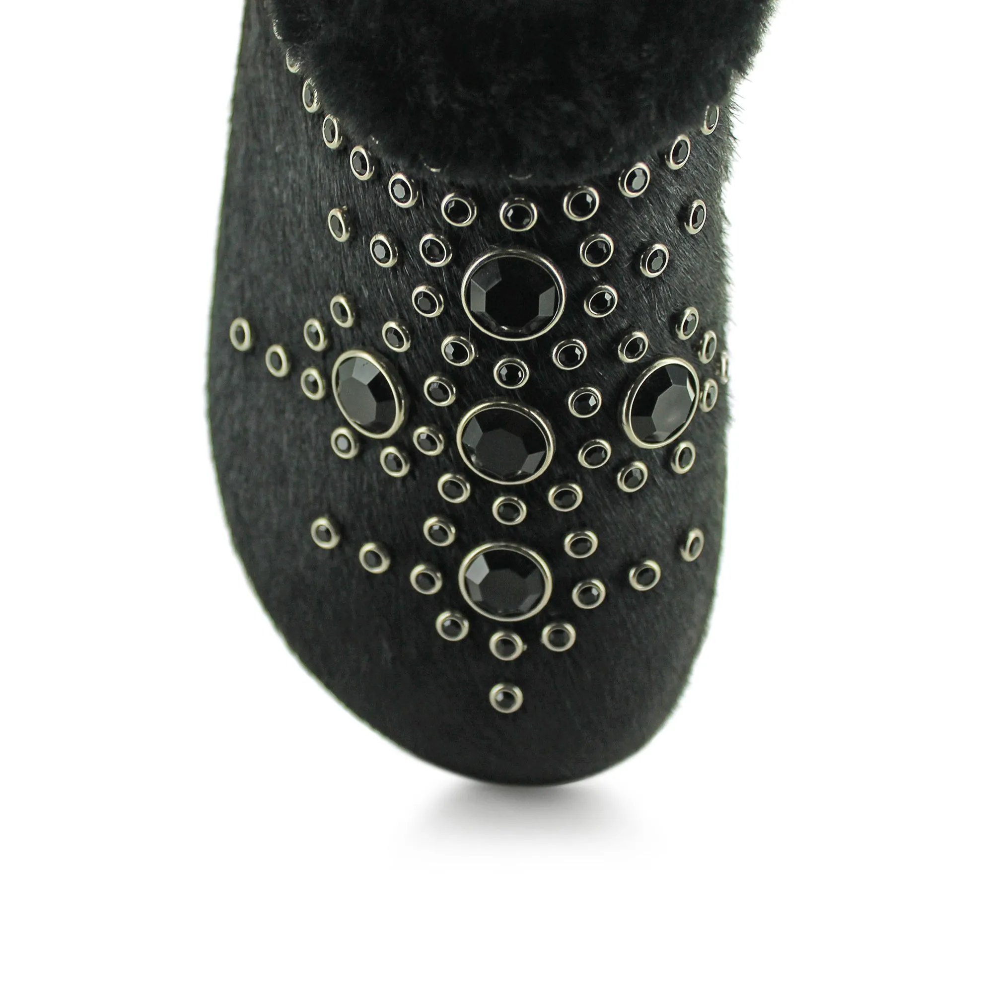 W17-SRW696 - Black Fur Mule